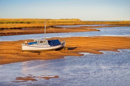 burnham-overy-staithe-boat