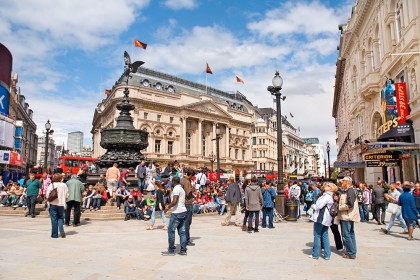 piccadily-circus